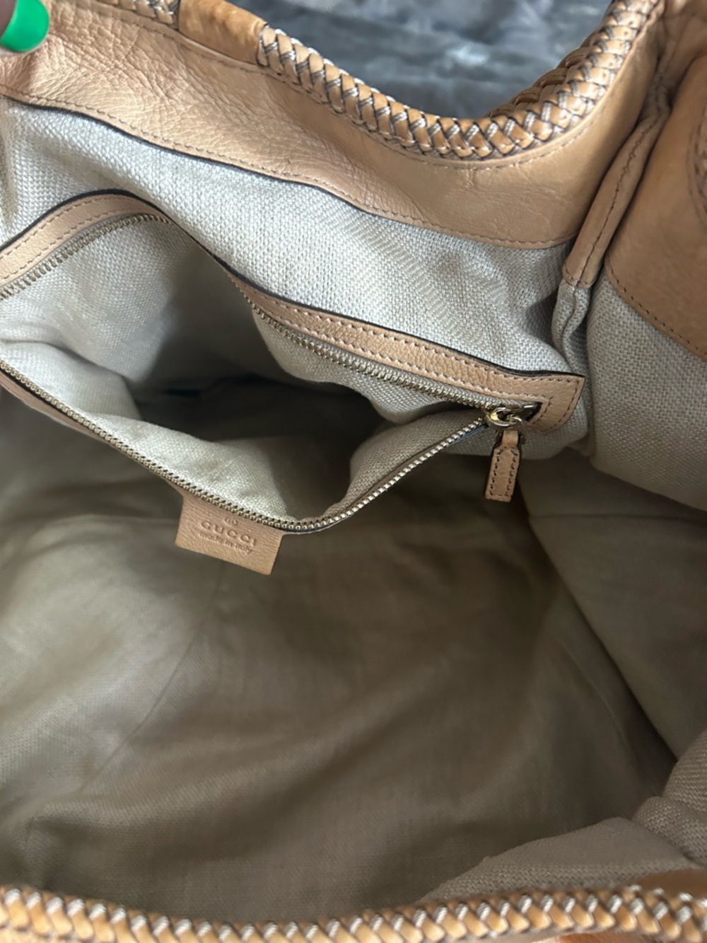 Gucci Camel Leather Tassel Shoulder Bag - Picture 7 of 16